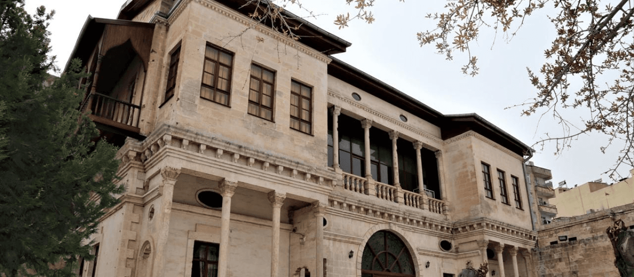 Mahmut Nedim Efendi Konağı