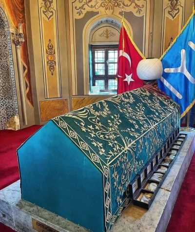 Ertugrul Gazi Turbesi