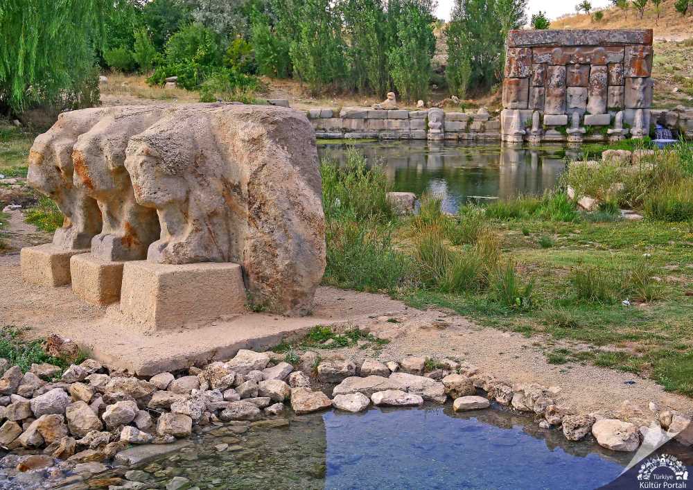 Beysehir Eflatunpinari Hitit Su Aniti