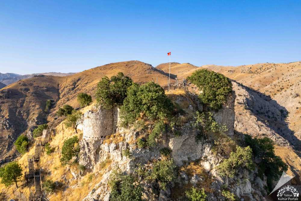 Kozluk Hezo Kalesi